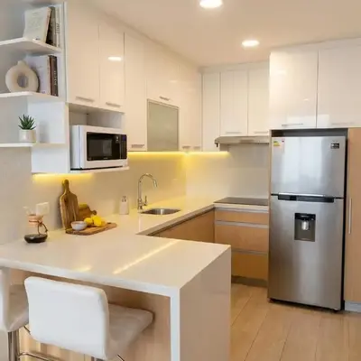 Bright 1BR close to boulevard