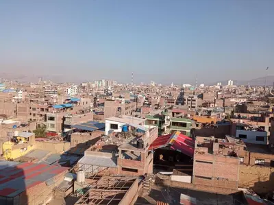 a view of a large city with buildings at Depawanka 2 in Huancayo