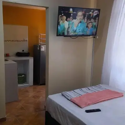 202 Comfy Apt WiFi kitchen SmartTV Central at Callao