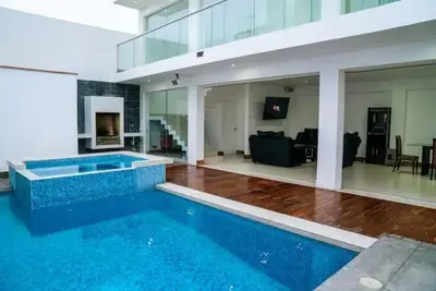 Gallery image of CA1 - Casa completa con Piscina e hidromasajes in Lurín