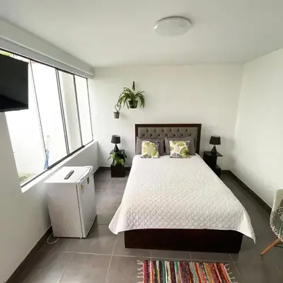 Hermosa habitación independiente cerca a Miraflores