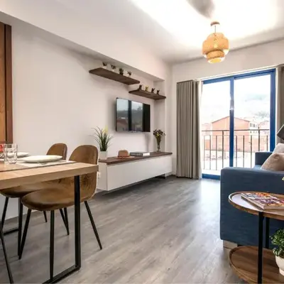 Cozy modern heart of city