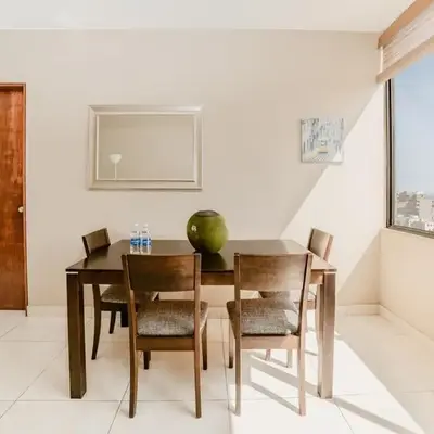 GRM1601 Modern 1 BDR with skyline views from Miraflores
