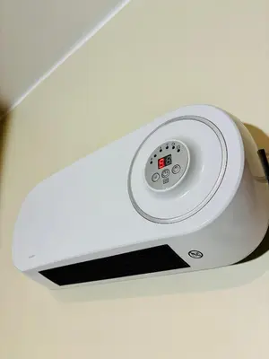 a close up of a security camera on a ceiling at Hotel Qhawaq Huancayo in Huancayo