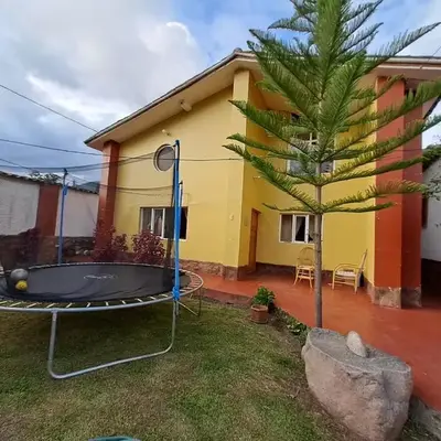 The yellow house in the valley