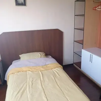 Habitación acogedora amoblada