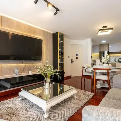 Montclair 2BR by Geko