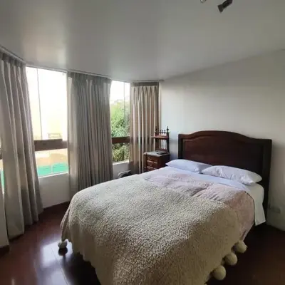 Amplia y céntrica habitación con vistas Larcomar