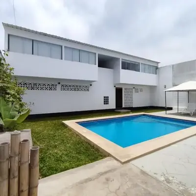 Apartment with Beach Exit 201