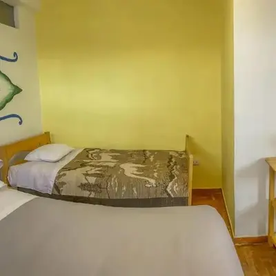 Room E Warm and Practical Room for Families or Friends