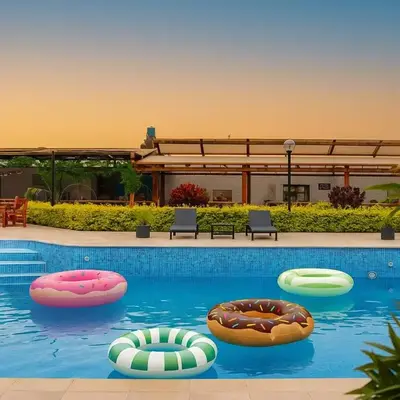 Huaral House Piscina y Terraza
