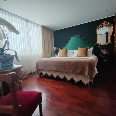 Ana Frank Boutique Hotel