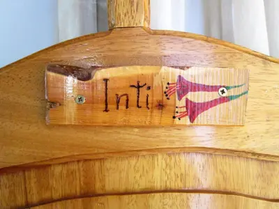a wooden sign with the word limit on it at Picaflor Tambo Guest House in Ollantaytambo