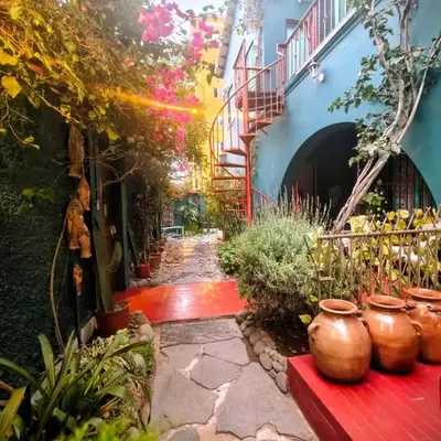 La Casona Azul