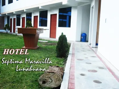 a hotel sigiriya magnitusulumulum sign in front of a building at Hotel Septima Maravilla Lunahuana in Lunahuaná