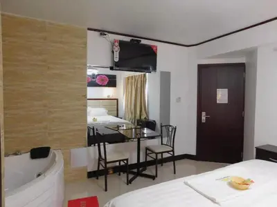 Gallery image of Sunshine Hotel in Lima