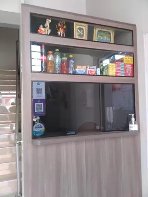 a drink dispensing machine in a room at Hostal Pacífico Huánuco in Huánuco