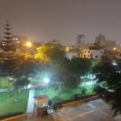 Frente a hermoso Parque Pueblo Libre