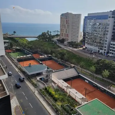 The Guest House 1 at the booming center of Miraflores