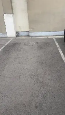 an empty parking lot in a parking garage at 821 Céntrico Departamento en Chorrillos in Lima